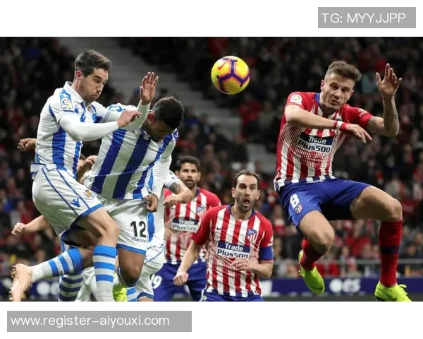 欧冠激战:AC米兰与波尔图鏖战平局红牌事件引发全场热议