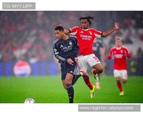 欧联杯精彩对决利物浦6-2本菲卡神扑瞬间引发全场狂欢战术深度解析