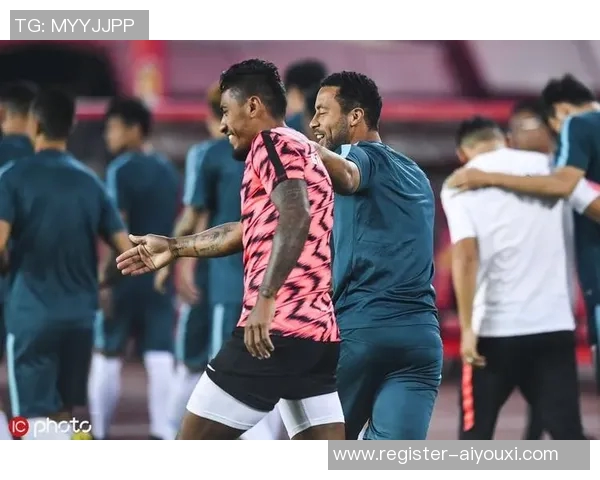 中超热刺与巴萨激战成平局帽子戏法点燃全场激情